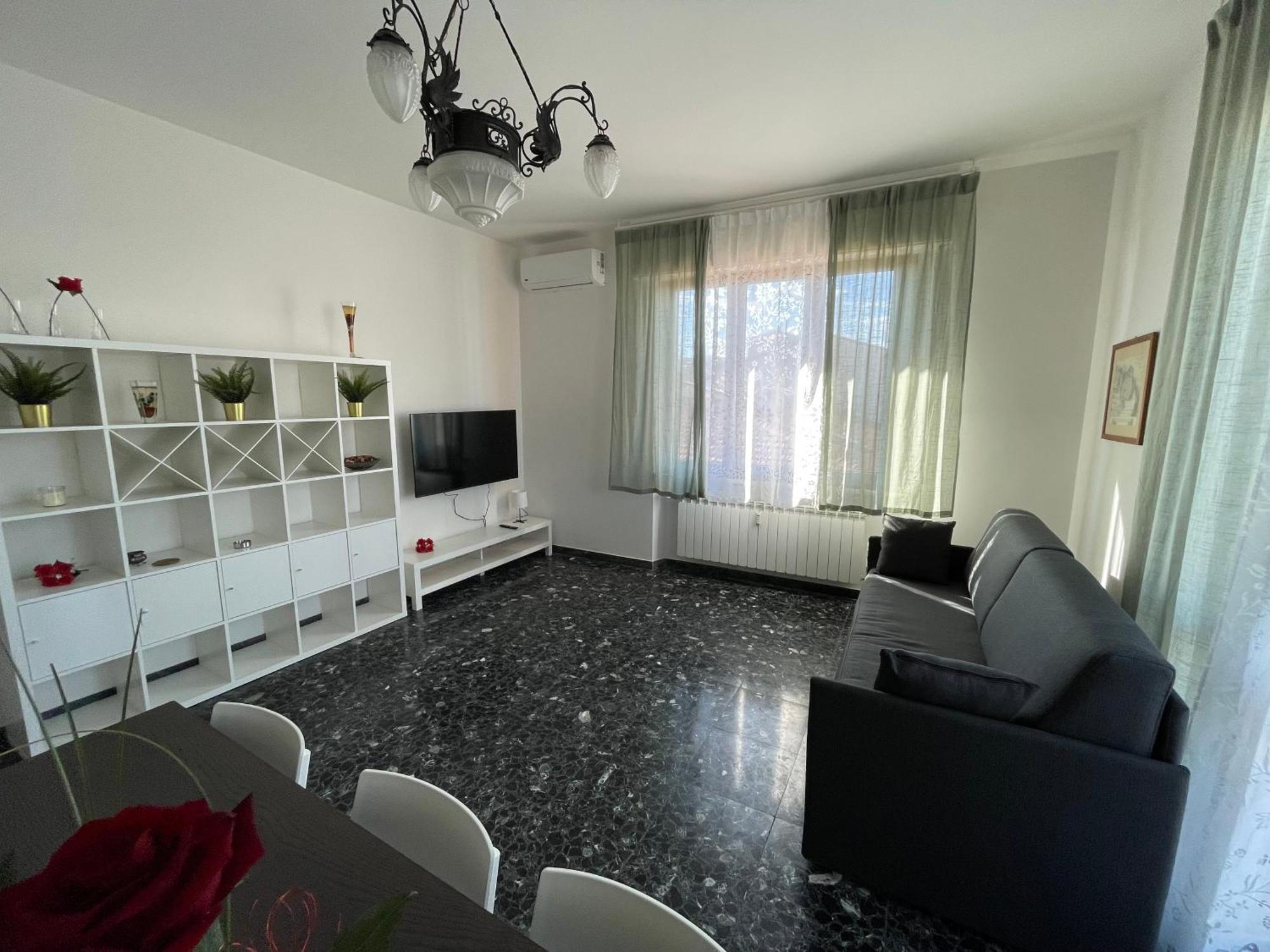Roby In Centro 3 3 Bagni Apartamento *